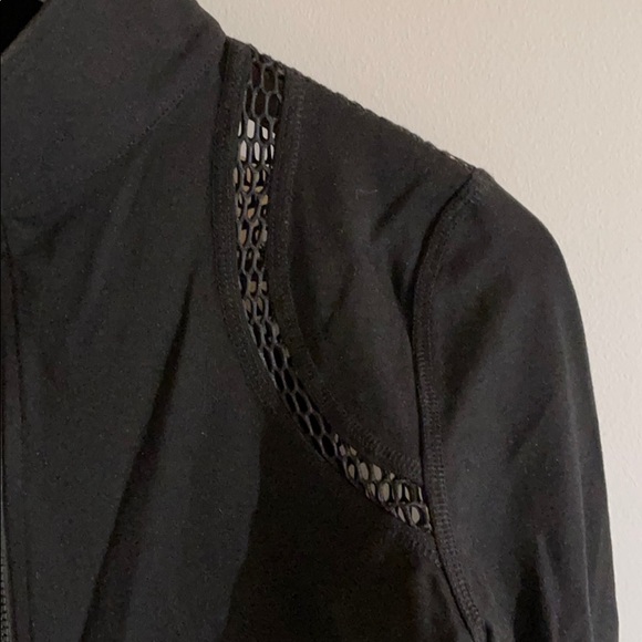 Electric Yoga Light Jacket w/ Mesh Cutouts - Picture 4 of 6